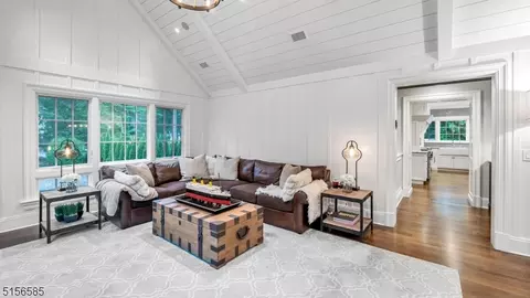 11 White Pine Rd, Upper Saddle River, NJ 07458 photo 8
