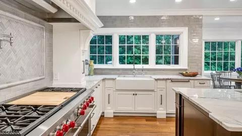 11 White Pine Rd, Upper Saddle River, NJ 07458 photo 16