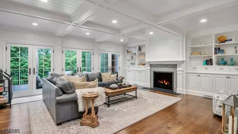 11 White Pine Rd, Upper Saddle River, NJ 07458 photo 4