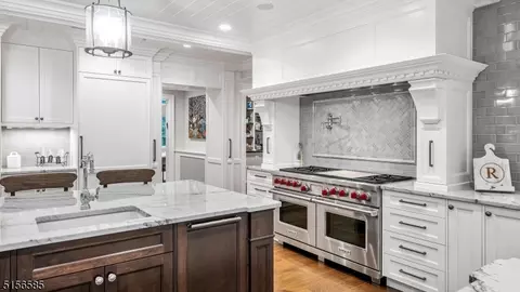 11 White Pine Rd, Upper Saddle River, NJ 07458 photo 14