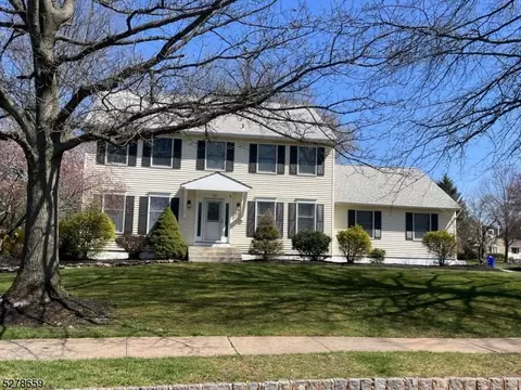 34 Francis Dr, Hillsborough, NJ 08844
