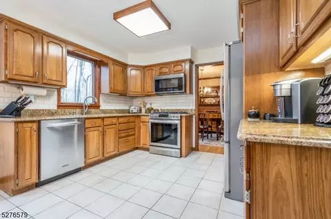 6 Old Forge Rd, Flemington, NJ 08822 photo 8