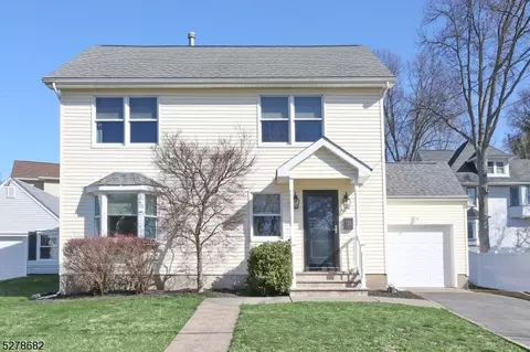 25 Richard Dr, Waldwick, NJ 07463