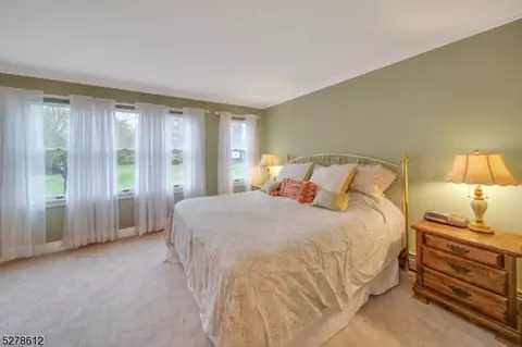 27 Manor Dr, Wayne, NJ 07470 photo 29