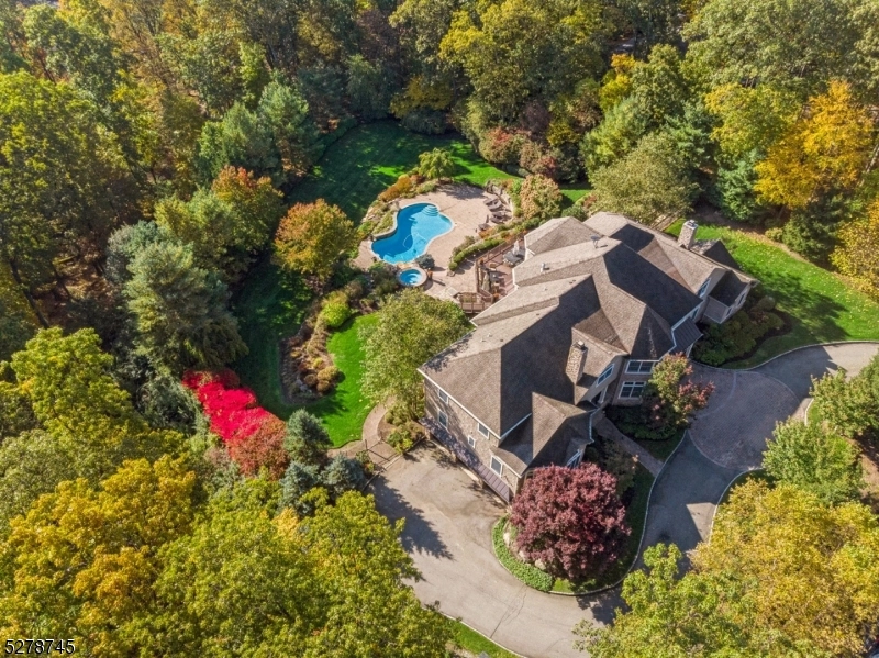 5 Sugar Hl Rd