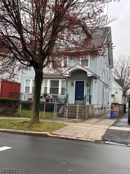164 Weequahic Ave, Newark, NJ 07112