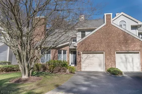 46 Jesse Ct, Montville, NJ 07045