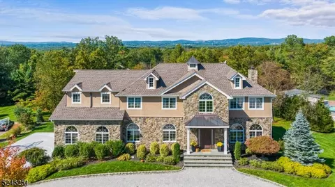 27 Sylvan Dr, Montville Twp, NJ 07058