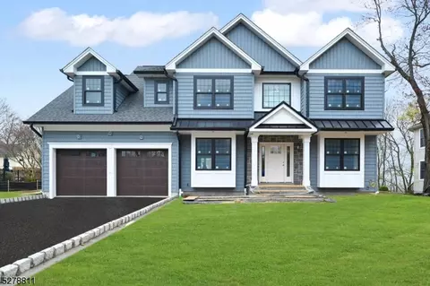 166 Overlook Ave, Boonton, NJ 07005