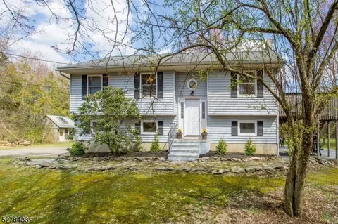 60 Barbertown Idell Rd, Frenchtown, NJ 08825