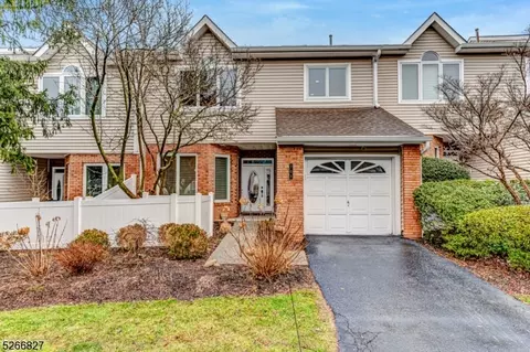 705 Timberbrooke Dr #705, Bedminster, NJ 07921