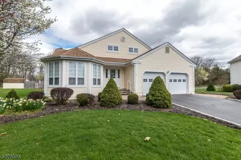 27 Ramapo Trl, Somerville, NJ 08876