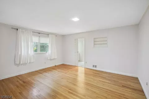 263 Northview Ter, Springfield, NJ 07081 photo 16