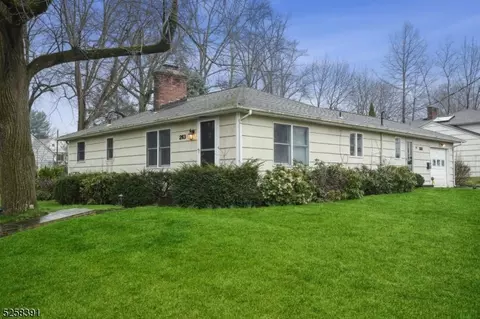 263 Northview Ter, Springfield, NJ 07081 photo 27
