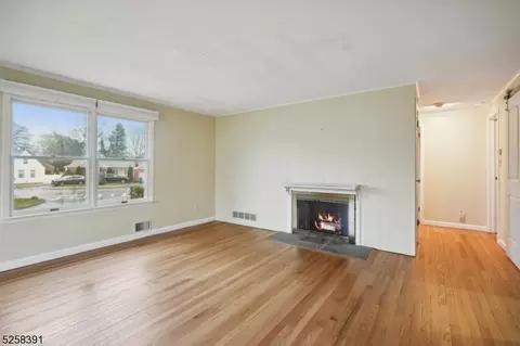 263 Northview Ter, Springfield, NJ 07081 photo 7
