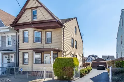 110-112 N 6th St, Paterson, NJ 07522