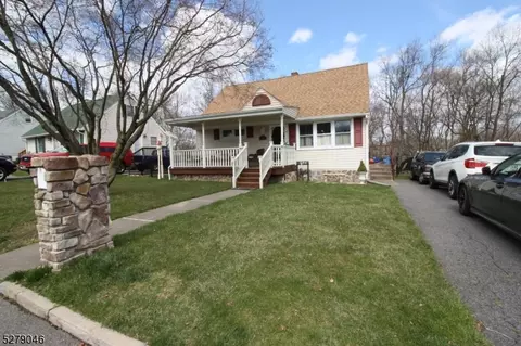 77 N Riverview Rd, Phillipsburg, NJ 08865