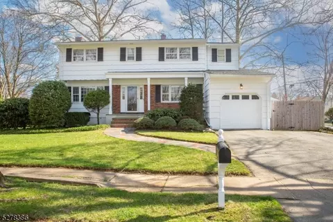 14 Fairmount Rd, Mount Olive, NJ 07836