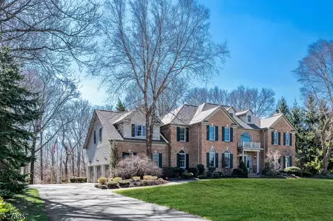 10 Shadowbrook Way, Randolph Twp, NJ 07945