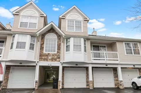 6 Pasture Ct, Ledgewood, NJ 07852