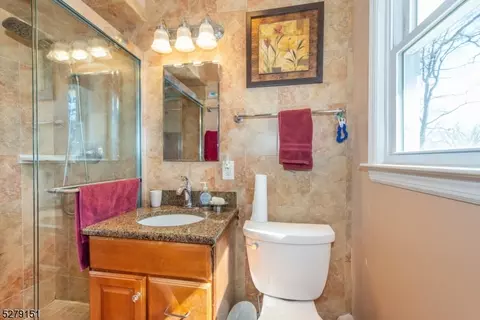 230 Homestead Rd, Paramus, NJ 07652 photo 13