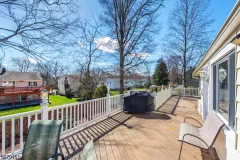 230 Homestead Rd, Paramus, NJ 07652 photo 25