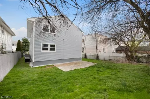52 Wolf Pl, Hillside, NJ 07205 photo 33
