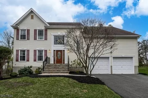 35 Bernard St, Branchburg, NJ 08876