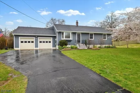 149 Emerson Rd, Franklin Twp, NJ 08873
