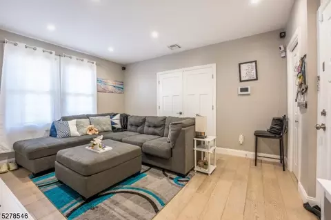547 Cleveland Ave, Linden, NJ 07036