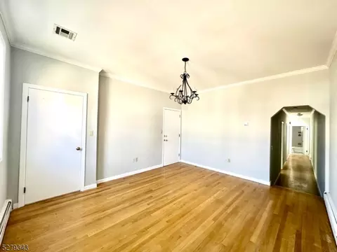 102 Nichols St, Newark, NJ 07105