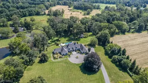 568 Van Beuren Rd, Morristown, NJ 07960