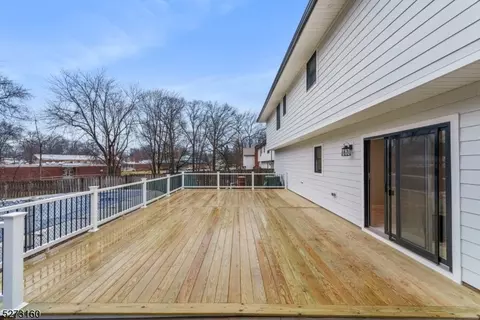 Exterior - 706 S Springfield Ave, Springfield, NJ 07081 photo 3 of 10