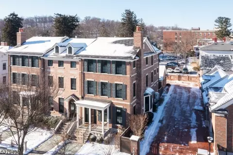 25 Miller Rd, Morristown, NJ 07960