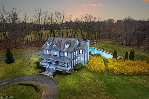 41 Kings Hwy, Washington Twp, NJ 07853
