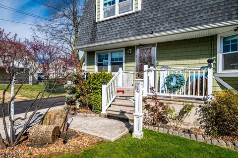 41 Vale Pl, Woodbridge Twp, NJ 07077 photo 4