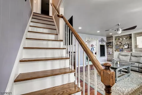 41 Vale Pl, Woodbridge Twp, NJ 07077 photo 22