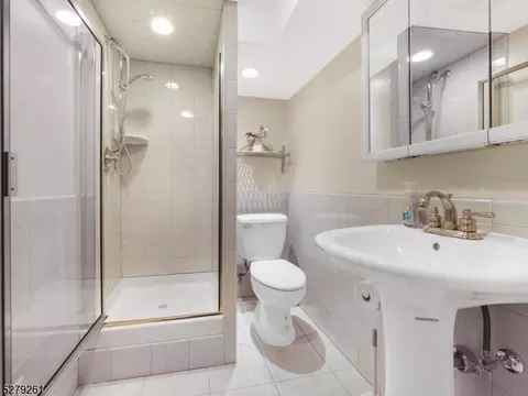 64 Lenox Rd, Wayne, NJ 07470 photo 30