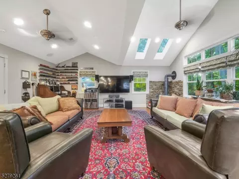 64 Lenox Rd, Wayne, NJ 07470 photo 17