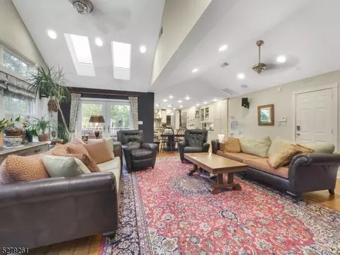 64 Lenox Rd, Wayne, NJ 07470 photo 16