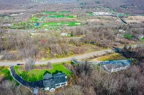 18 Holland Cir, Sparta Twp, NJ 07871
