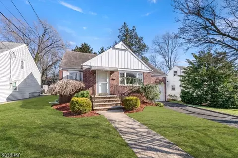 21 23orth, Passaic City, NJ 07055