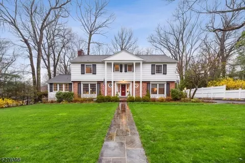 39 Ramsey Dr, Summit, NJ 07901