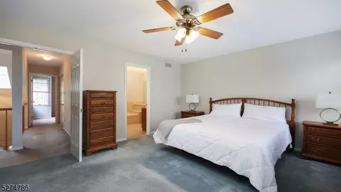 Bedroom - 7 Dorset Ln, Bedminster, NJ 07921 photo 3 of 5