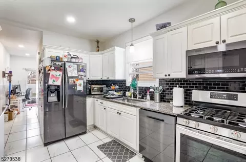 227 E 9th Ave, Roselle, NJ 07203 photo 15