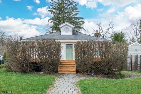 27 W Shore Rd, Denville, NJ 07834