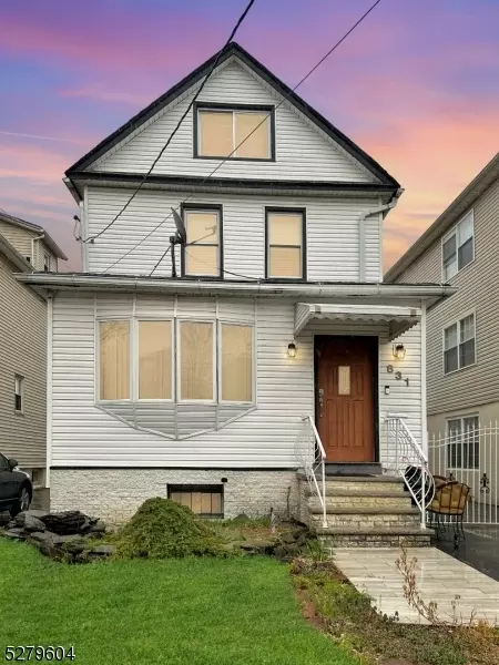 831 Van Buren Ave, Elizabeth, NJ 07201