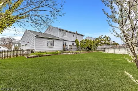 130 Harris Ave, Middlesex, NJ 08846 photo 31