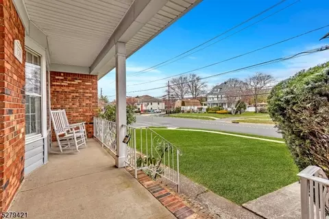 130 Harris Ave, Middlesex, NJ 08846 photo 4