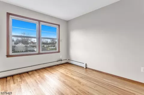 130 Harris Ave, Middlesex, NJ 08846 photo 28